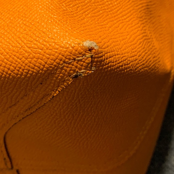 COACH Reversible City Tote with Scenic Hawaiian Print and Matching Clutch - Picture 6 of 9